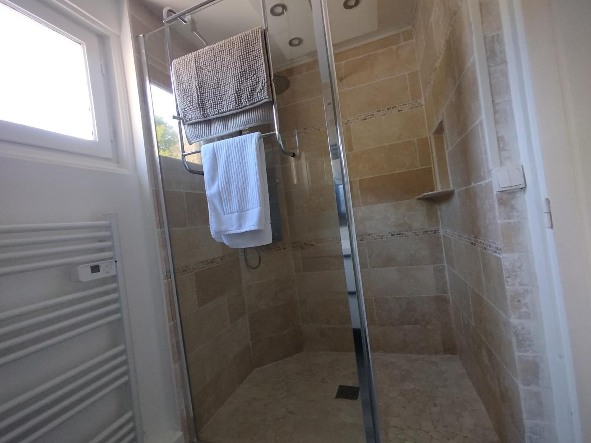 CAP NATURE Le Chalet IDEAL PROS et RELAXATION Boulazac Isle Manoire Extérieur photo